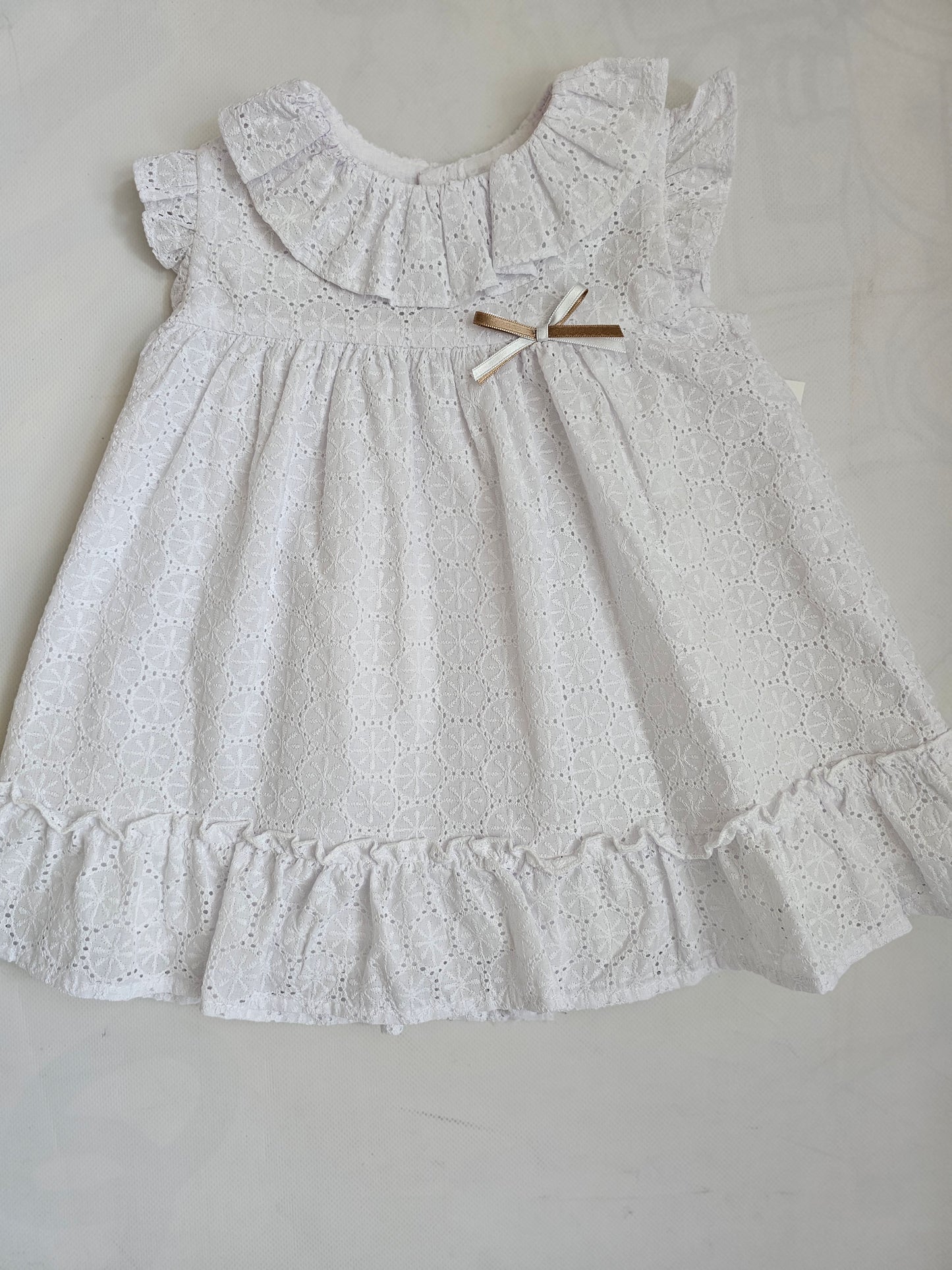VESTIDO PERFORADO