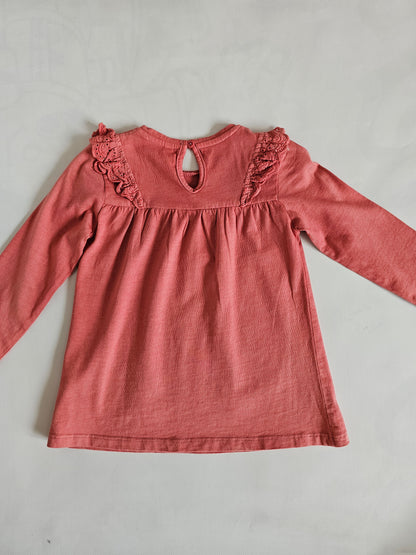 Camiseta VOLANTES PERFORADOS