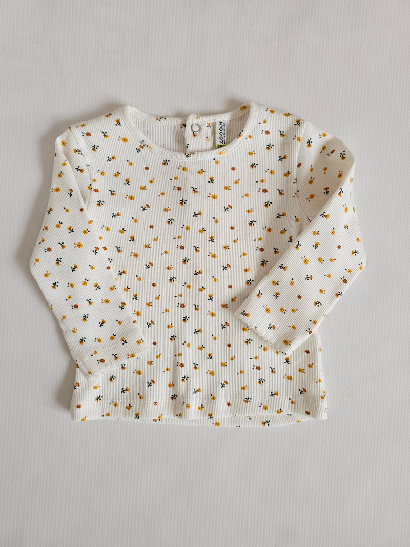 Camiseta FLORECITAS