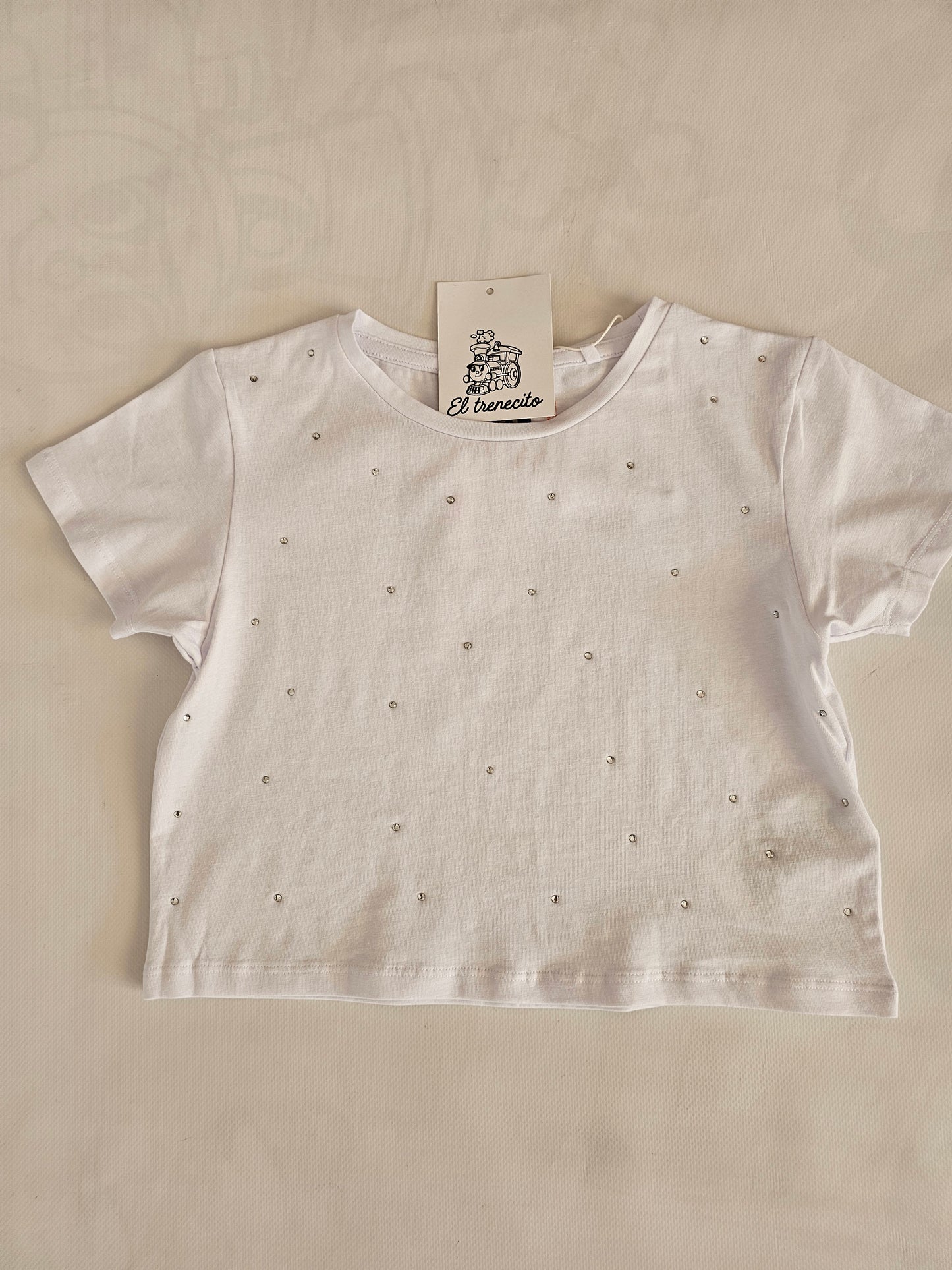 Camiseta tachuelas