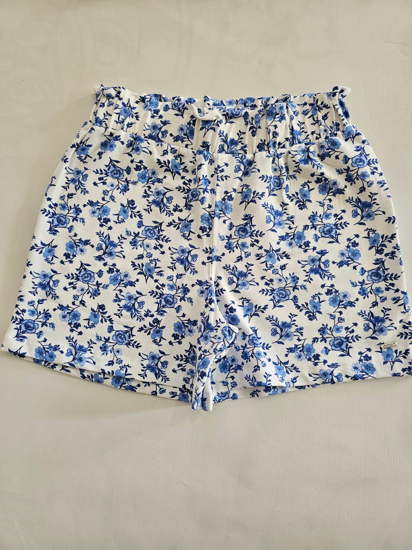 Pantalón corto Flores