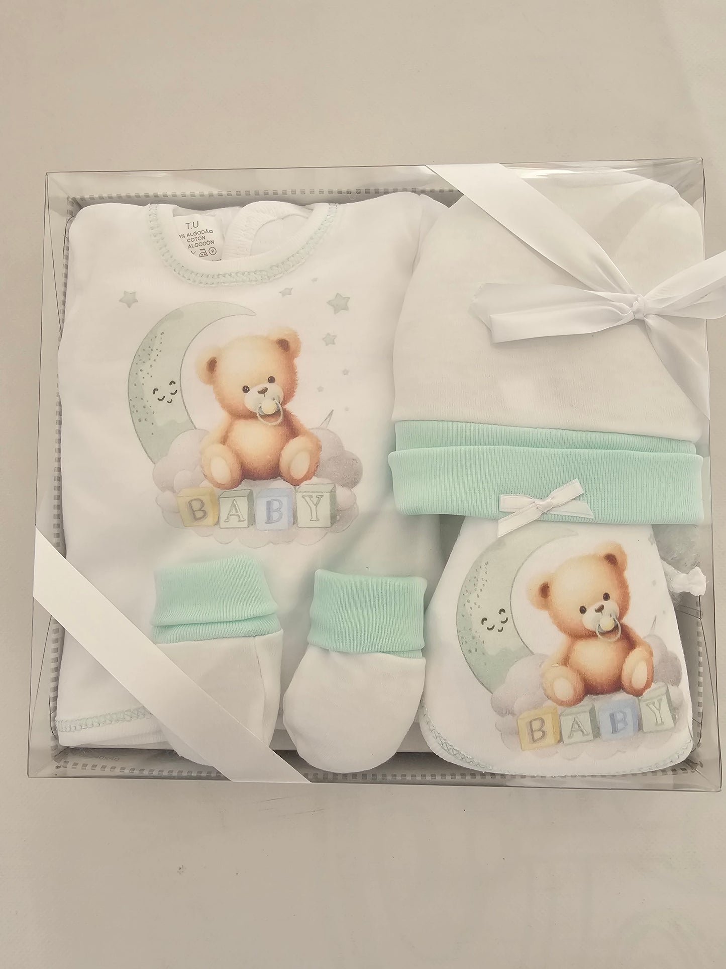 Conjunto primera postura Oso