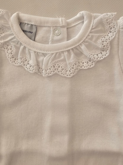 Body manga corta cuello puntilla