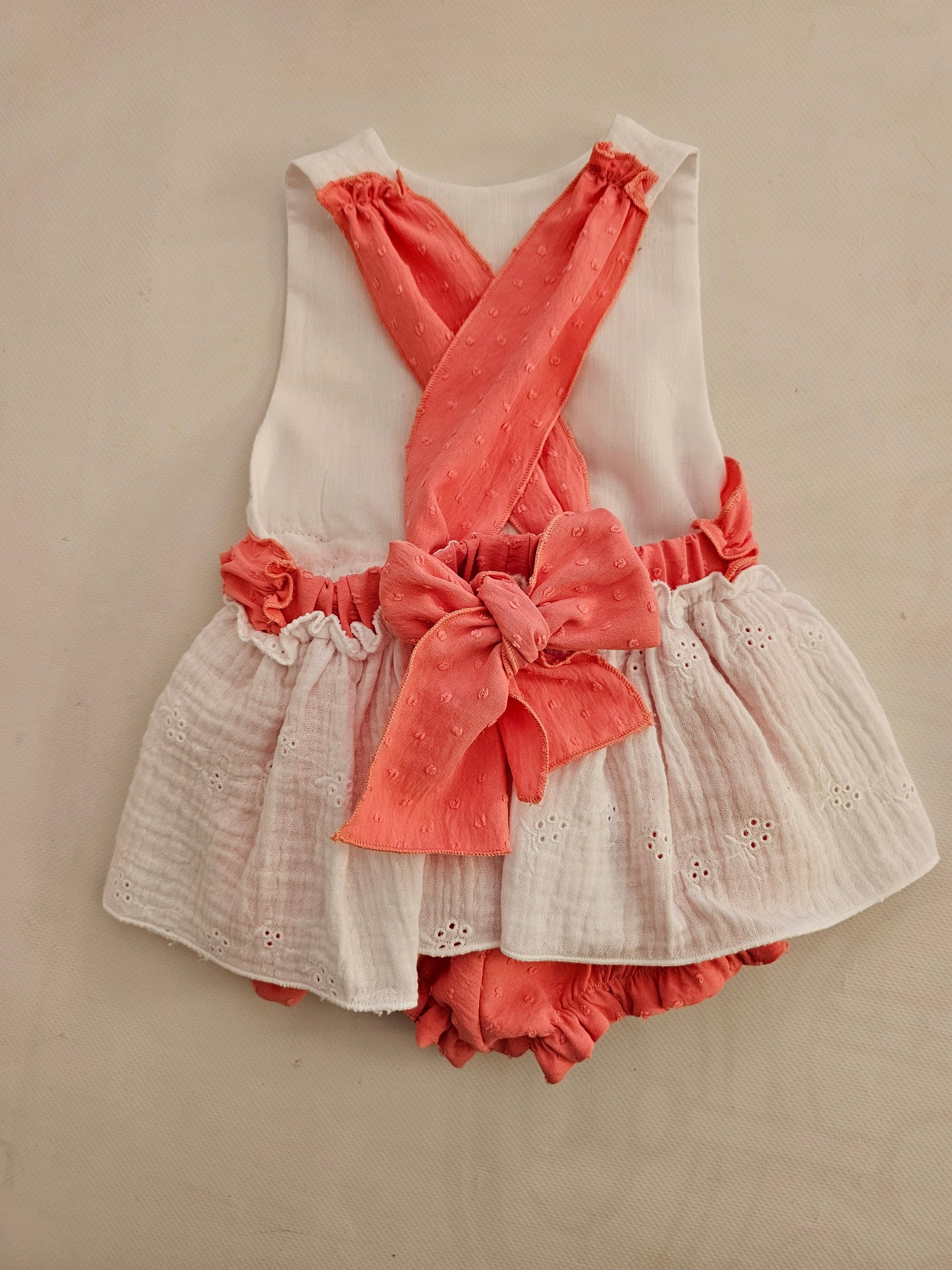 Ranita con volante Coral