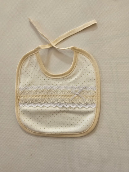 Babero Puntilla