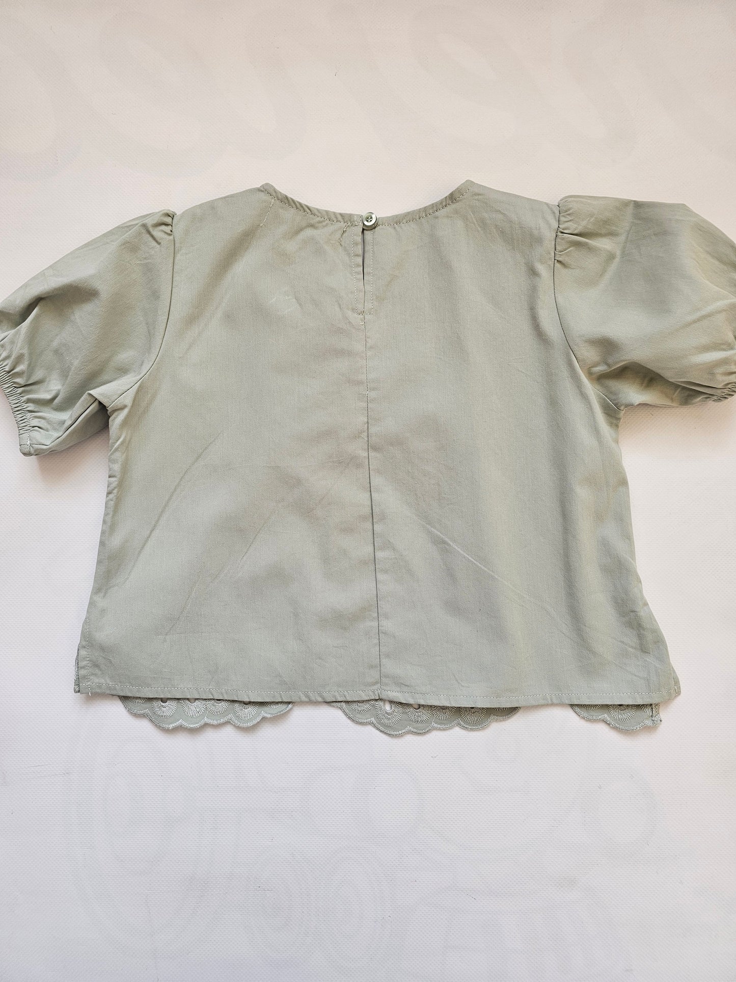 Blusa Perforada Flores