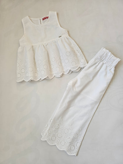 Conjunto Perforado Encanto